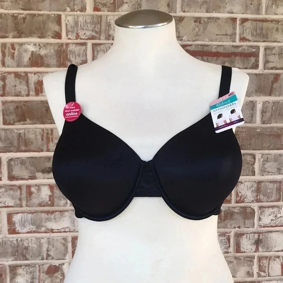 Vanity Fair Radiant Black Underwire Smoothing Bra - Picture 2 of 7